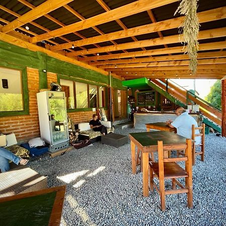 Hostal Del Rio El Bolson Ngoại thất bức ảnh